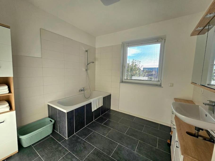 Gunskirchen - Wels Wohnung Екстер'єр фото